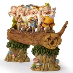 Jim Shore Snow White And The Seven Dwarfs Heigh-Ho Figurine -Christmas Discount Store 4005434 2 high res 1